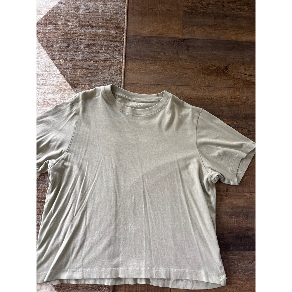 American Eagle Women Sage Green Short Sleeve Crew Neck Relaxed T-Shirt Medium